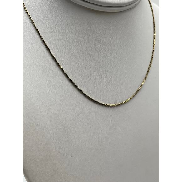 14k Yellow 585 Italy Gold Dainty Elegant Twisted Rope Chain Necklace 16” 1mm - Picture 3 of 8